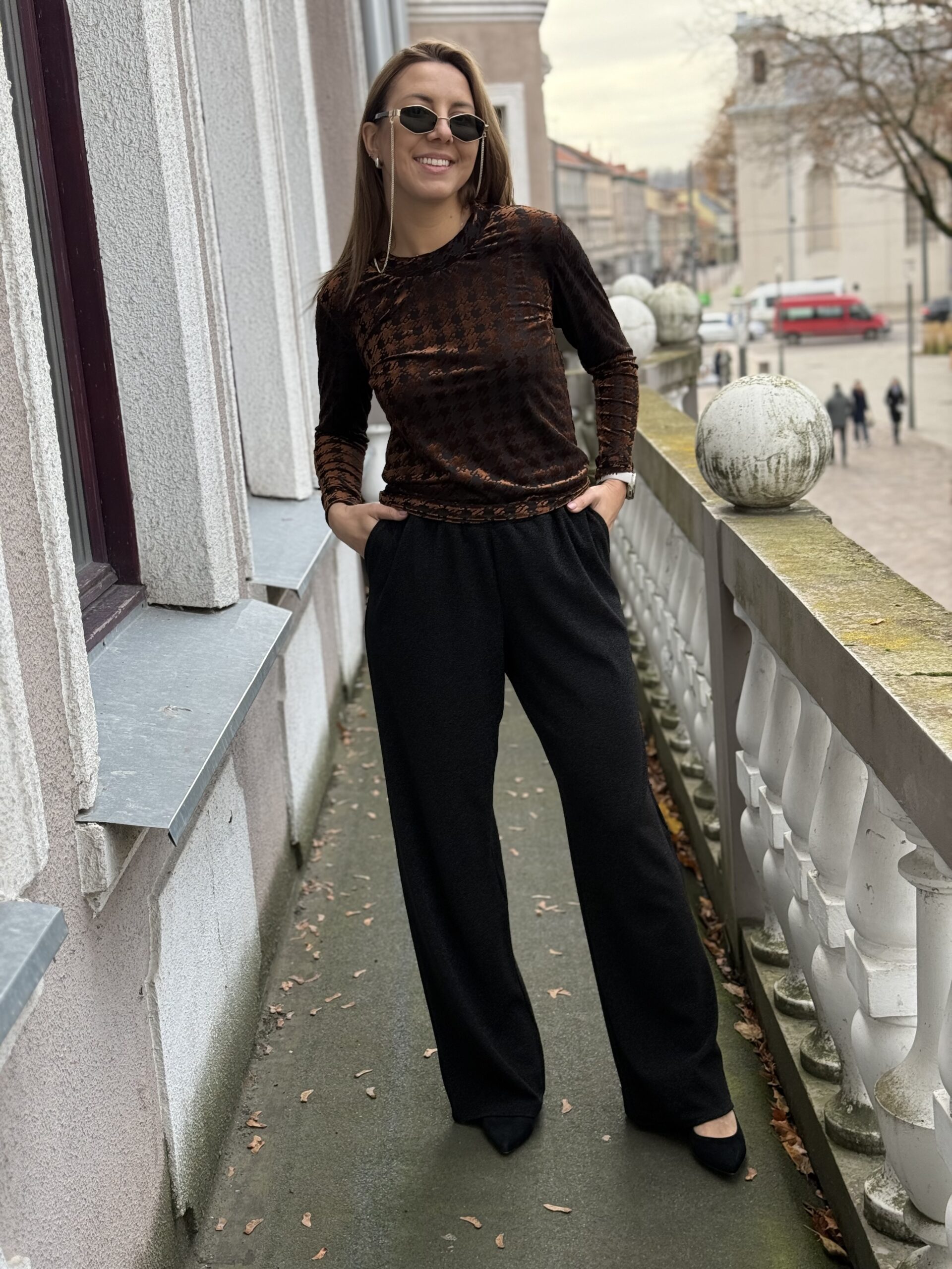 BLIZGIOS juodos kelnės - Image 4