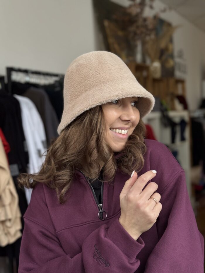 LATTE kepuriukas/skrybėliukas