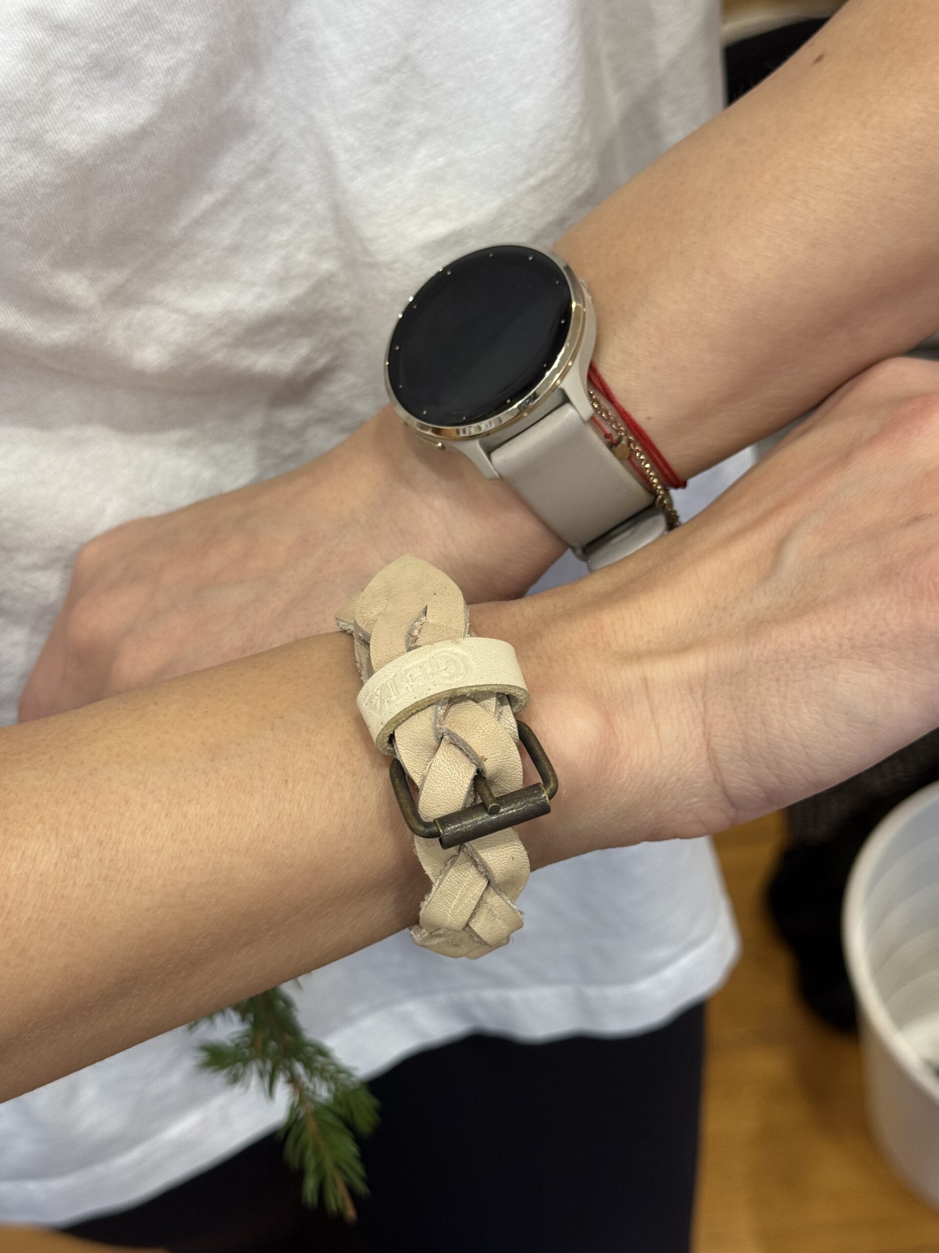 Grubesnė apyrankė KASA (dydis universalus)