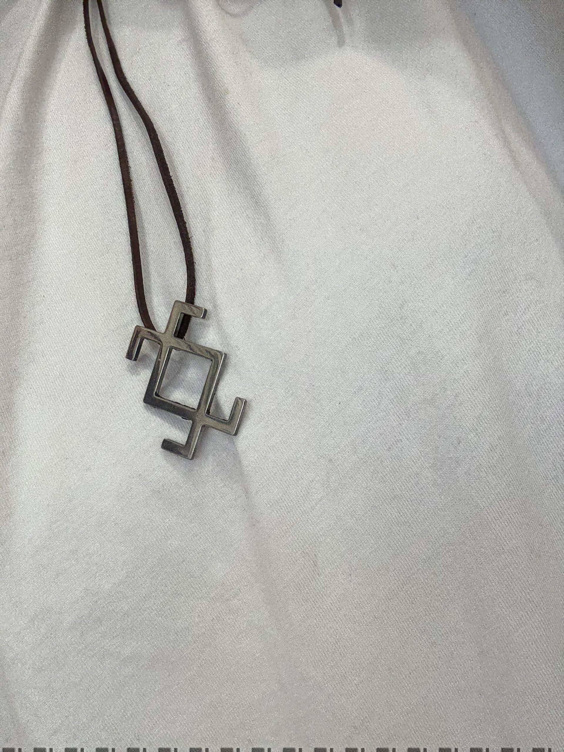 Pakabukas / baltų ženklas- Nr.3 - Image 3