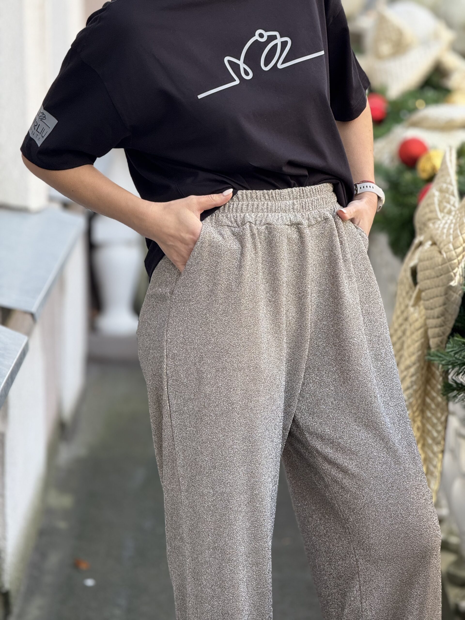 BLIZGIOS kreminės kelnės