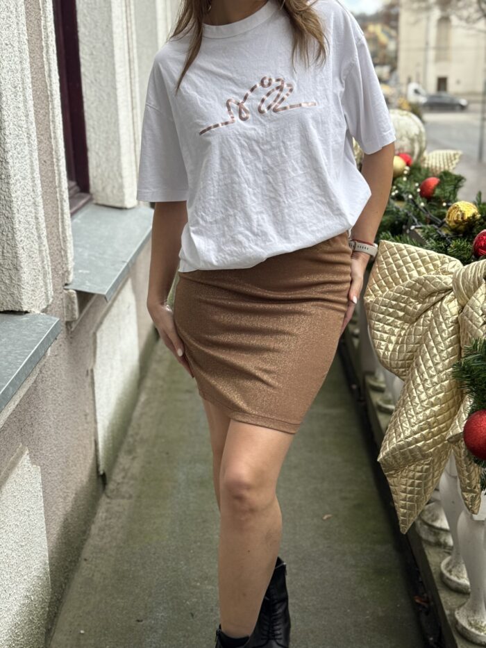 Blizgus prigludęs sijonukas (modelis su S dydžiu. M ir L ilgesni variantai) - L