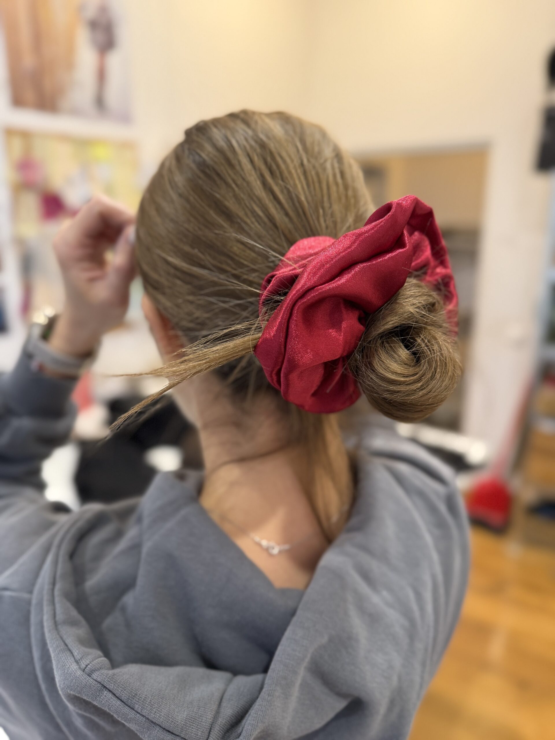 Raudona plaukų gumelė