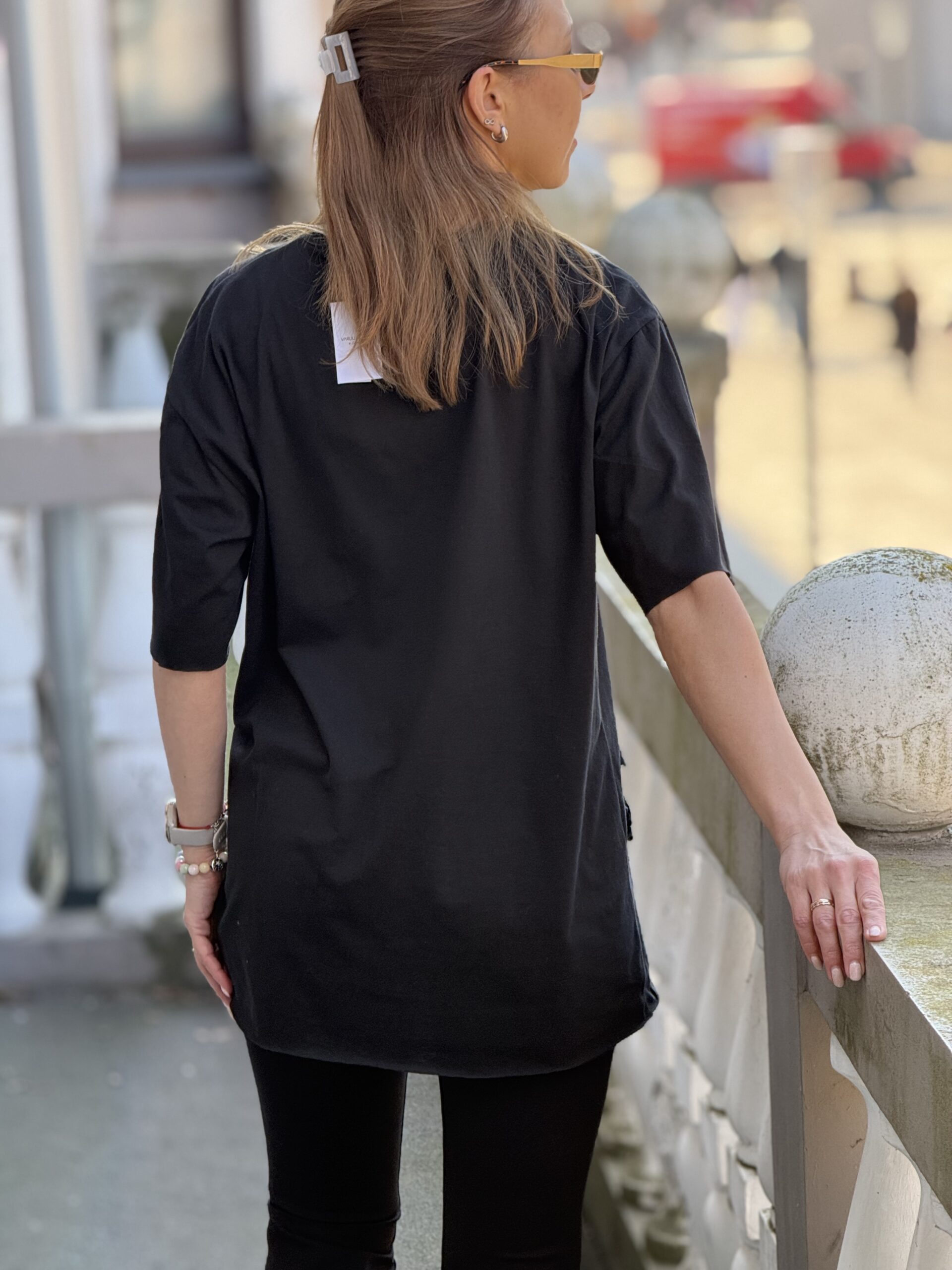 Palaidinė su padraskymais - Image 3