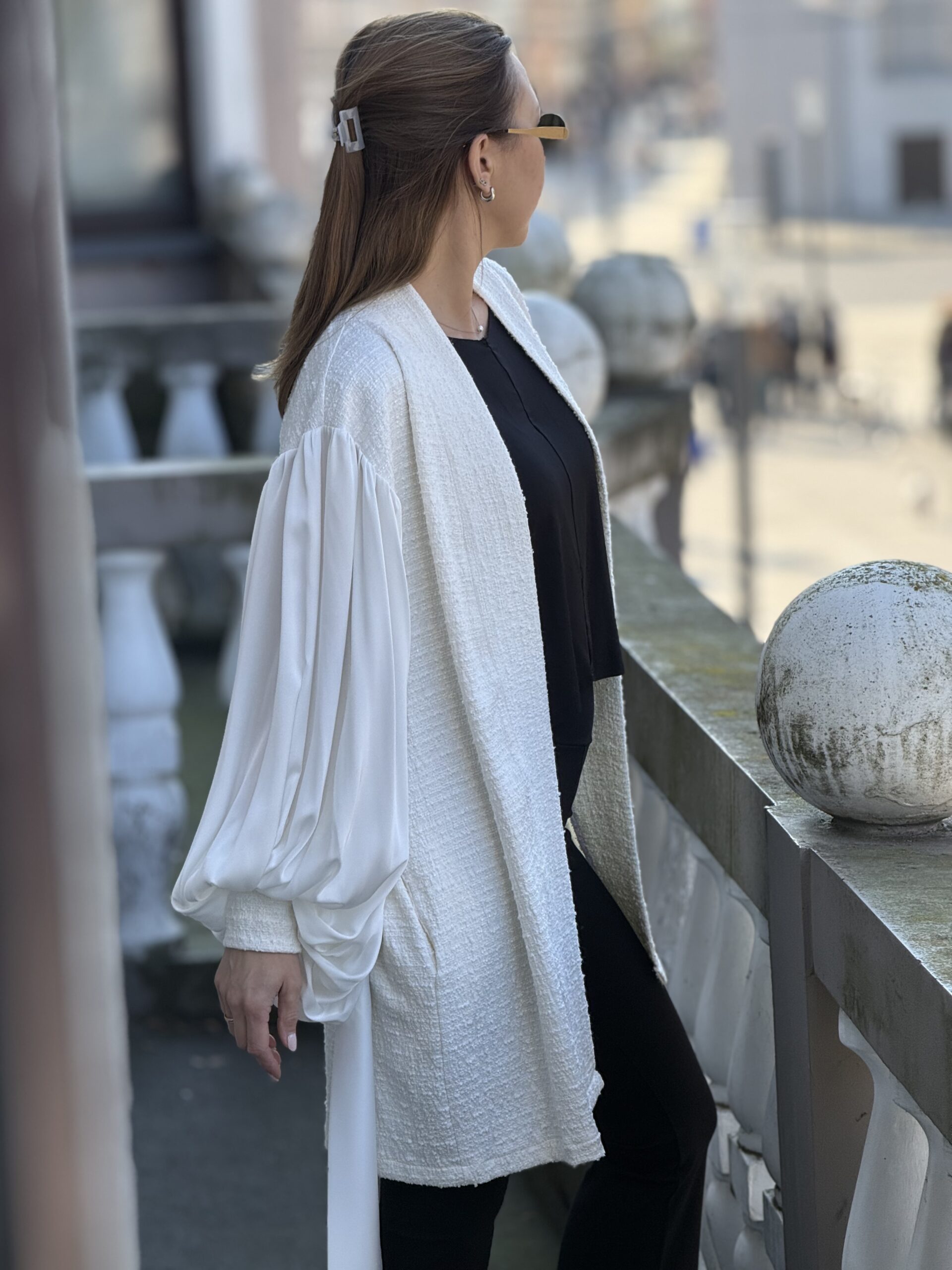 Baltas šventinis užmestinis (tinka ir vestuvėms) S/M dydis - Image 3