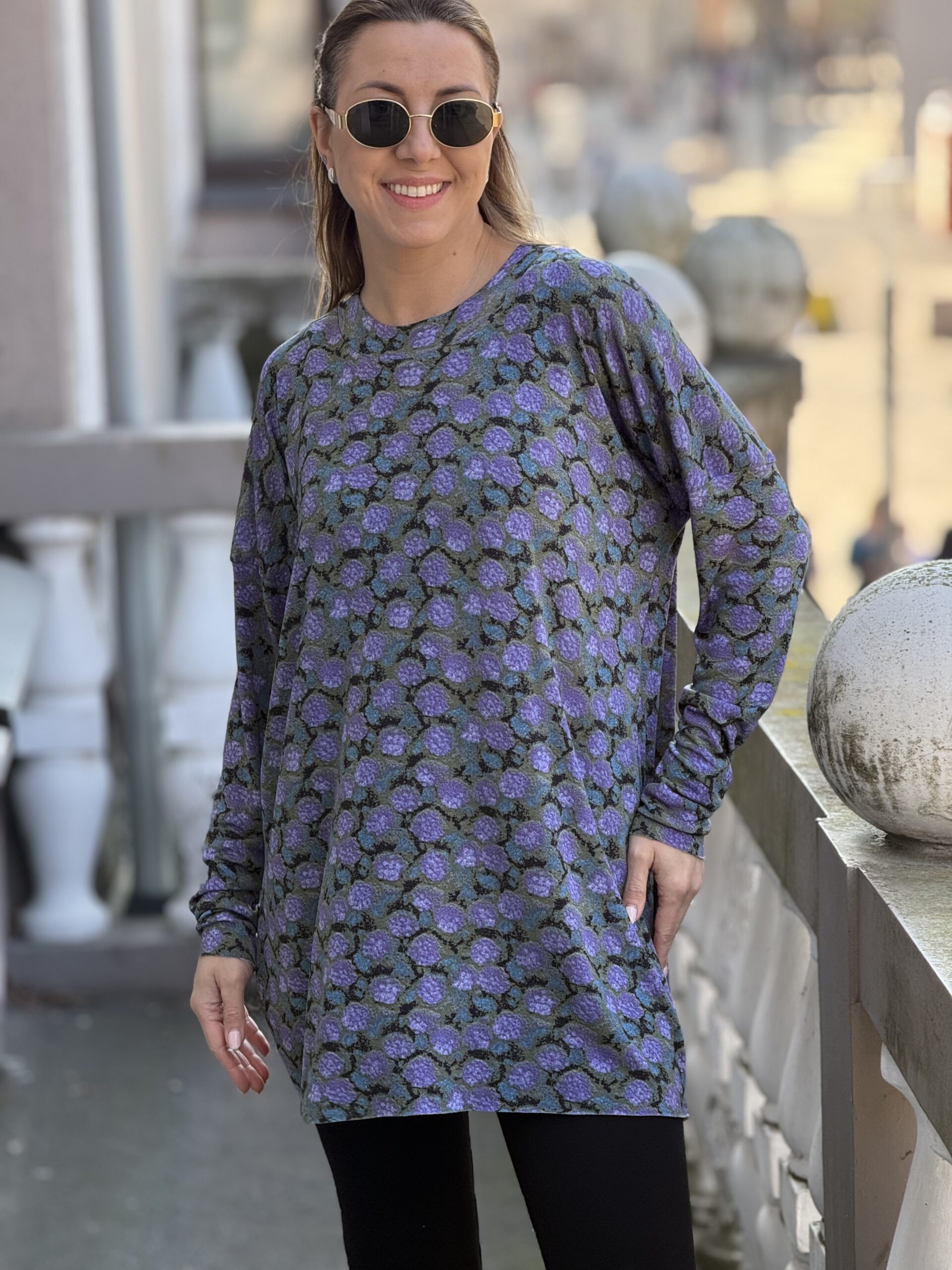 Marga kritaus trikotažo palaidinė