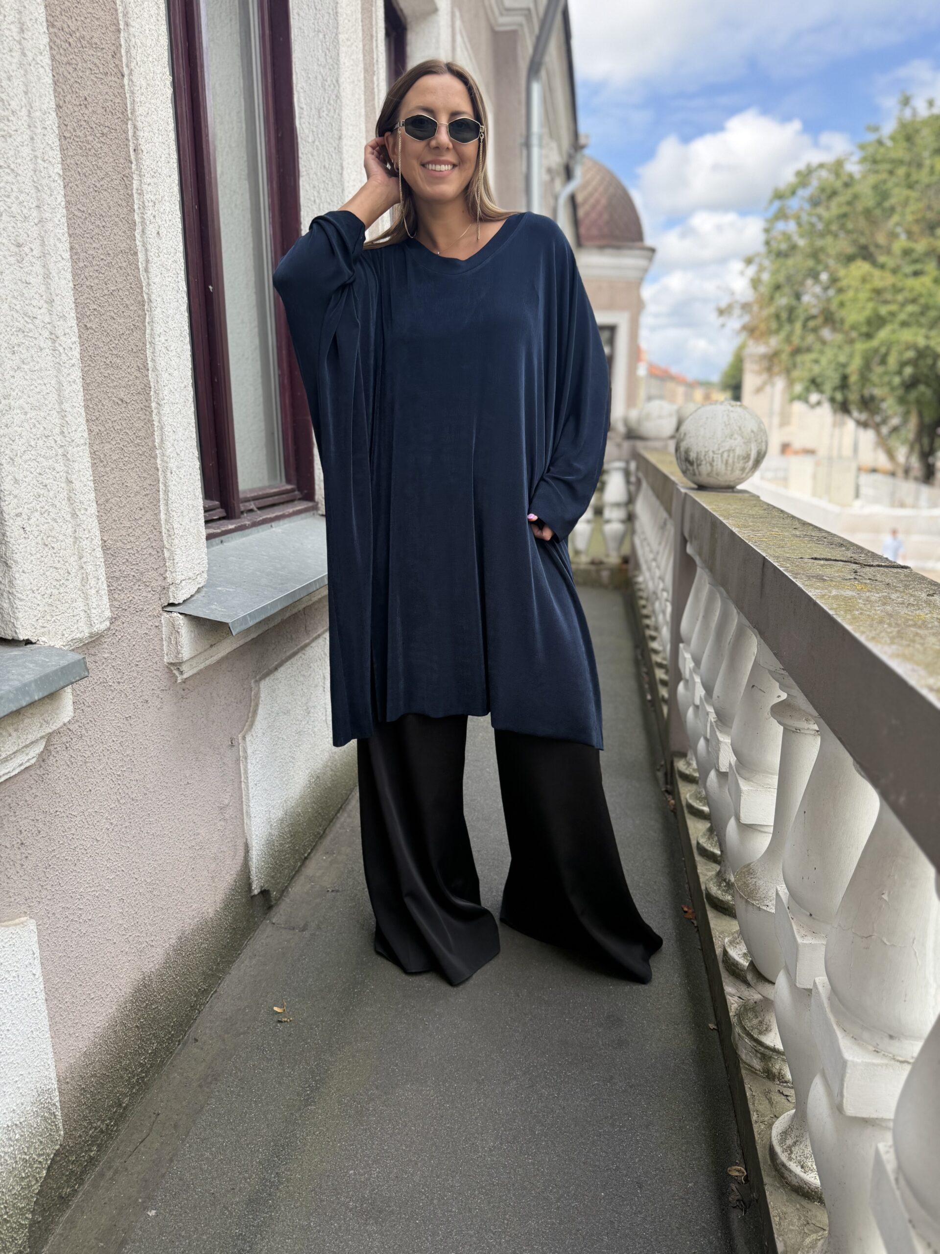 Tamsiai mėlyna PLUS SIZE tunika/palaidinė - Image 6